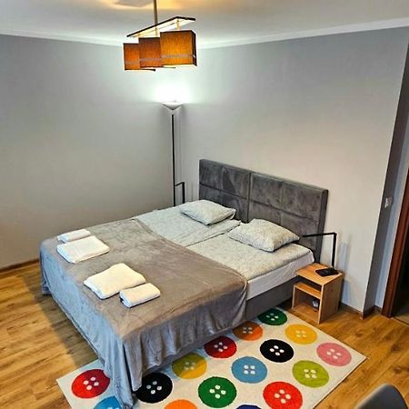 Miami Vice Apartament By Karl Radom Exterior photo